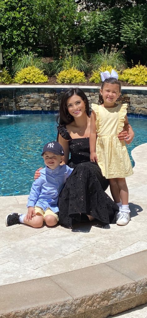 Meghan Fernandez with her two children